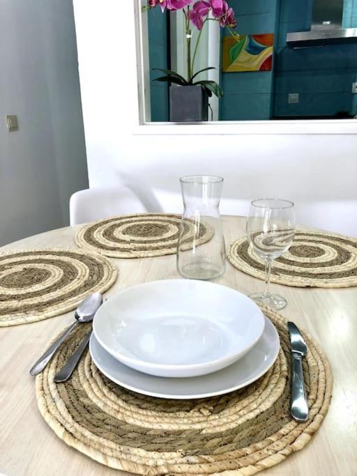 En Patio Sevillano Alameda-Isla Magica Экстерьер фото
